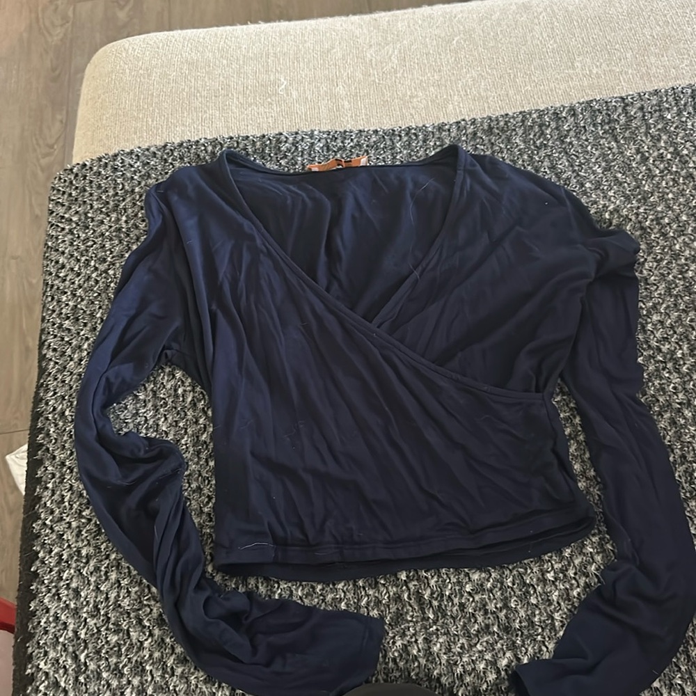 Long sleeve navy blue top size small